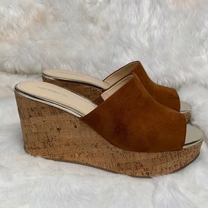 Liz Claiborne Cognac Paloma Slip On Platforms 7